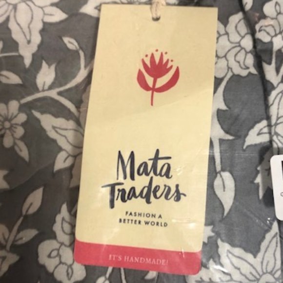 Mata Traders Della Dress Grey Floral NWT - Picture 8 of 9